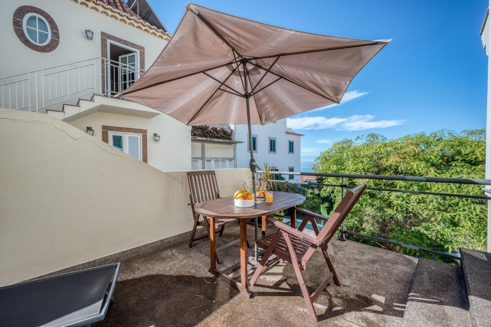 Villa Sao Tiago Фуншал Екстериор снимка